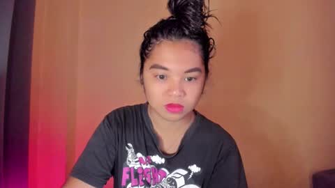 0wwlo0k online show from September 15, 5:45 am