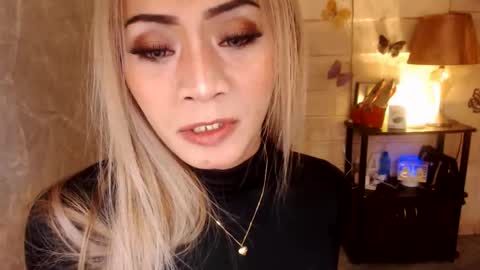 angel online show from November 21, 8:21 pm