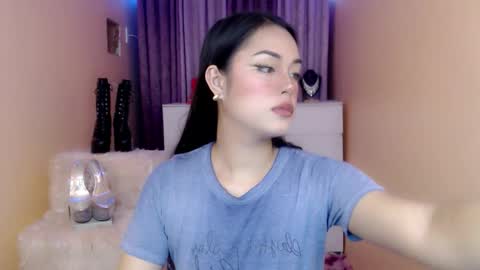 1miracle_tranny online show from February 4, 2:49 am