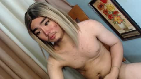 8inches_femboy online show from July 11, 6:29 am