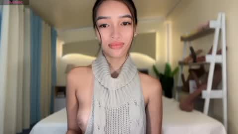 Snapshot of _agatha69_ chatting on October 20, 1:20 am agatha online show from October 20, 1:20 am