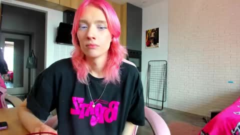 Gaylord online show from March 28, 7:10 am