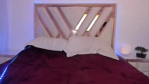 Andy online show from December 5, 3:44 pm