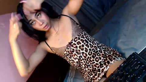 _asiancutie online show from March 1, 3:43 am