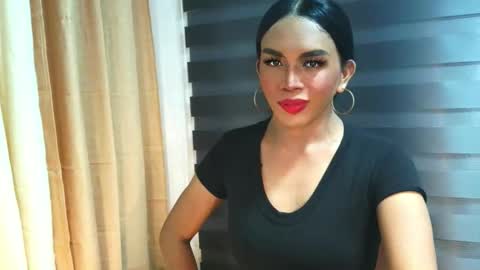 _karie_ online show from November 8, 1:00 pm