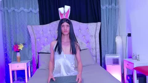 Luna online show from February 2, 7:14 pm