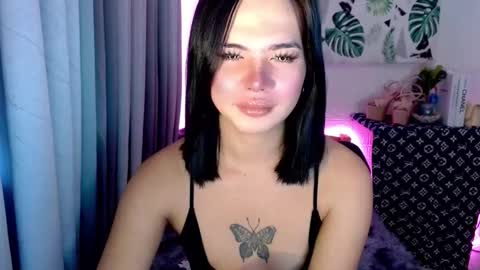Snapshot of _sophie_69 chatting on October 13, 5:42 am _sophie_69 online show from October 13, 5:42 am