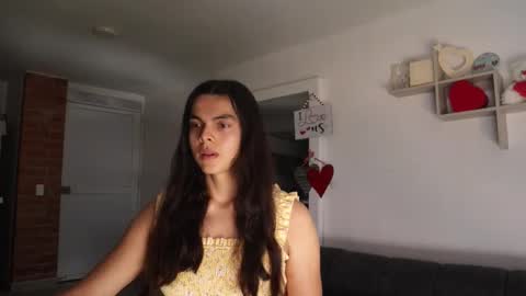 Anastasia Vahos online show from February 9, 7:10 pm