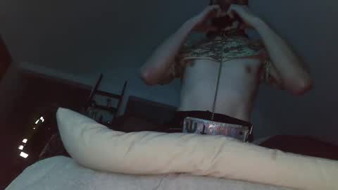 acidtoyboy online show from September 30, 4:23 am