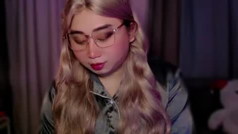 Goddess Airis online show from July 11, 8:08 am