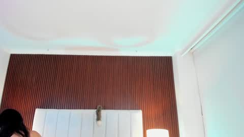 Aisha  online show from January 18, 12:38 pm