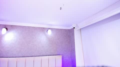 Aisha  online show from February 4, 12:22 pm