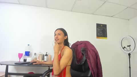 aisha_hotts777 online show from September 29, 12:54 am