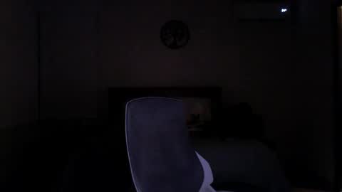 Snapshot of alessalindo840 chatting on January 14, 5:08 am AlessaBabyGirl840 online show from January 14, 5:08 am