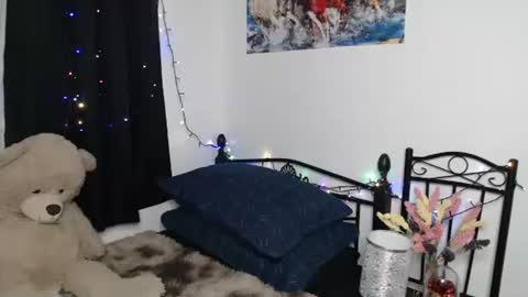 alexablairee online show from February 13, 6:19 am