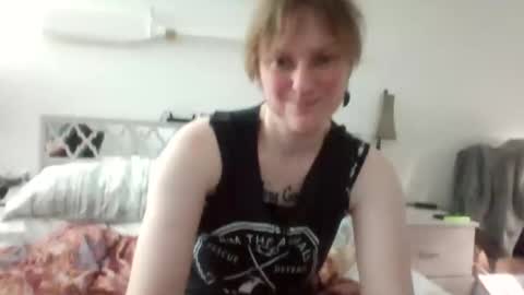 Alex online show from December 17, 4:34 pm