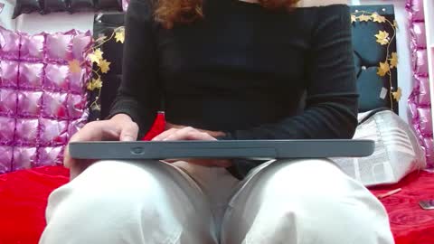 alice online show from October 26, 4:58 pm