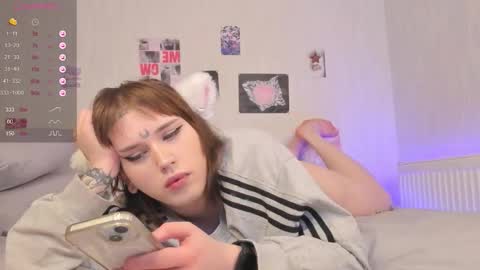  Alice  online show from October 24, 12:54 pm