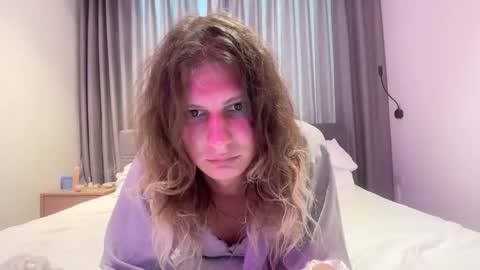 AlicePinkhead online show from February 2, 9:19 am