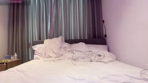 AlicePinkhead online show from February 12, 10:10 am