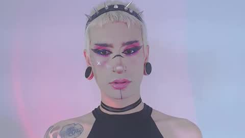     online show from March 21, 4:23 pm