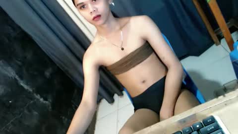 aliexagrey online show from January 5, 5:27 pm