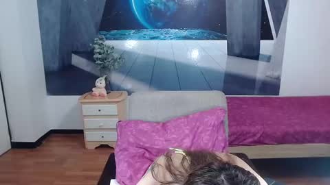 Alison online show from February 19, 1:40 am