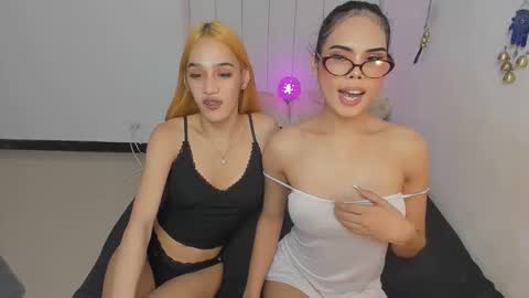 hello your lovely ALIYAH online show from November 12, 11:20 am