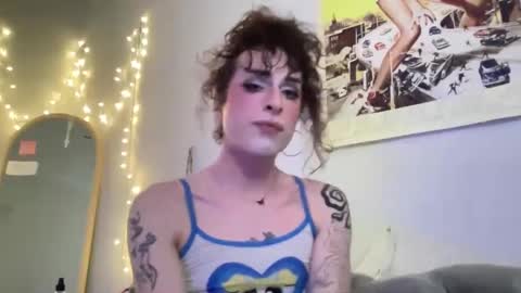 aloexvera online show from March 3, 7:50 am