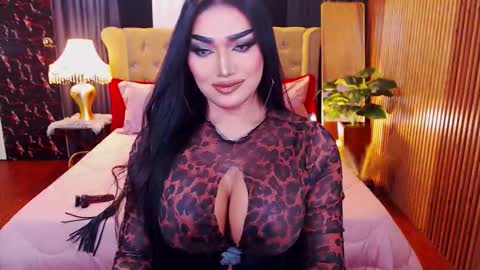 Alura Jhenson online show from February 2, 10:25 am