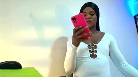 ambargil__ online show from January 8, 12:47 pm