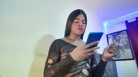ambargil__ online show from February 2, 7:04 pm