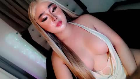 amelia_nicole08 online show from September 22, 8:08 am