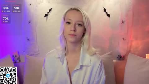 Deya online show from October 30, 1:04 am