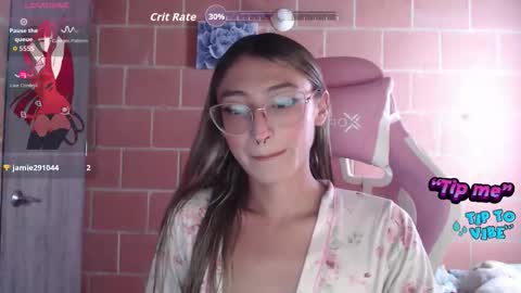 Snapshot of andrea_camila chatting on October 21, 4:41 pm Andrea online show from October 21, 4:41 pm