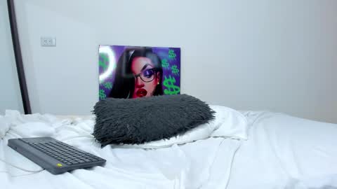 Andrea Cherry online show from September 20, 7:08 pm