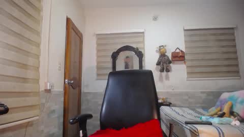 andrea ospina1 online show from November 10, 1:56 pm