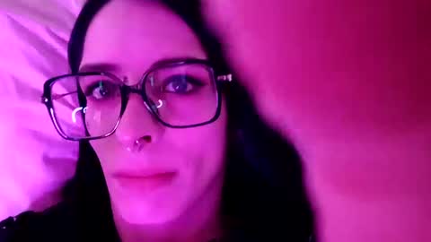 Tegan online show from October 19, 8:12 pm