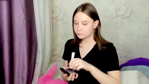 Fallen Angel online show from February 16, 7:49 pm