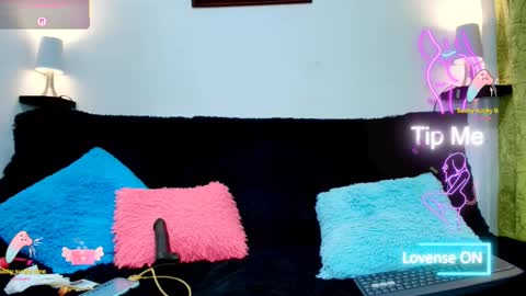 angel_hot912 online show from February 25, 10:29 pm