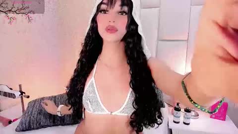 angeles_bust online show from February 8, 8:48 pm