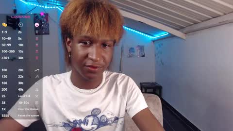 Danielle online show from December 3, 5:59 am