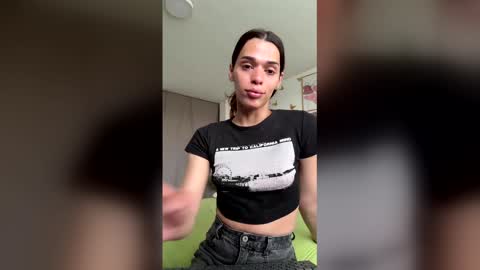 Anabella online show from April 2, 6:39 pm