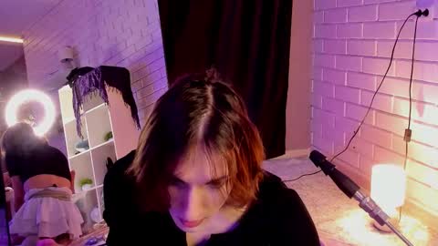 Angel online show from November 26, 6:43 pm