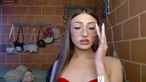 Annie online show from December 12, 12:44 pm