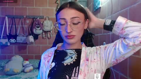 Annie online show from December 29, 12:12 pm