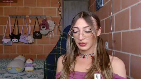 Annie online show from January 15, 2:35 pm