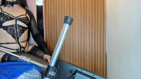 aphrodite_honey online show from January 4, 8:16 pm