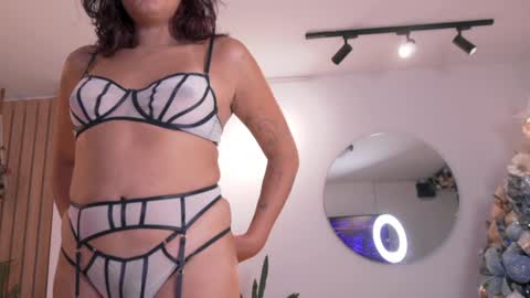     online show from December 14, 4:12 am