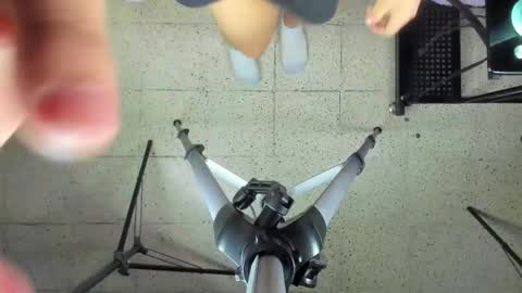 Ari  online show from March 4, 1:59 pm